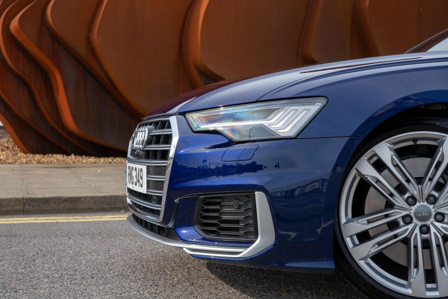 Детали экстерьера Audi S6 Sedan TDI (C8) 2019 года  (UK) (фото 30 из 40)
